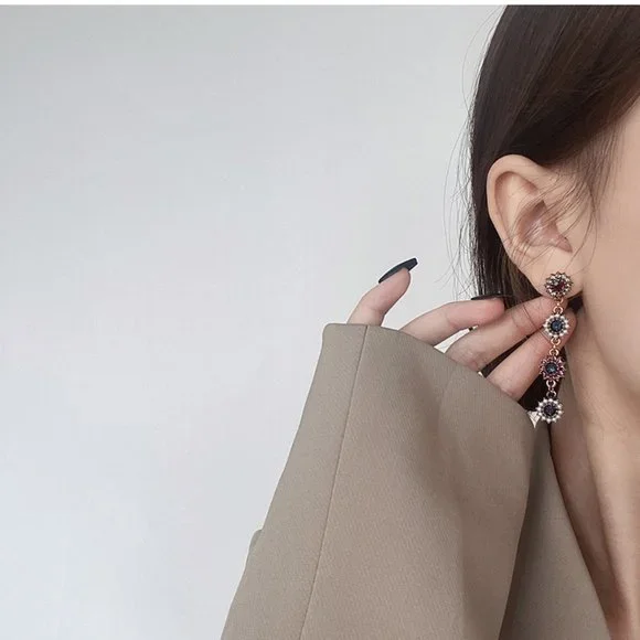 💙Rhinestones Statement Earrings - Picture 10 of 12